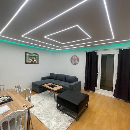 38 Apartment 3 Pristina Exterior foto
